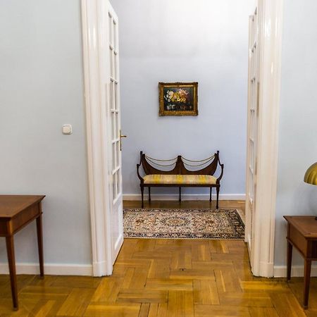 Luxury Downtown 3 Bedroom Apartment By Synagoge With Beautiful View Budapest Exterior foto