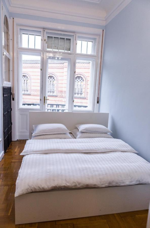Luxury Downtown 3 Bedroom Apartment By Synagoge With Beautiful View Budapest Exterior foto