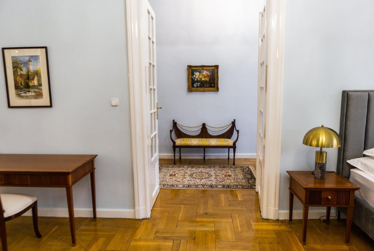Luxury Downtown 3 Bedroom Apartment By Synagoge With Beautiful View Budapest Exterior foto