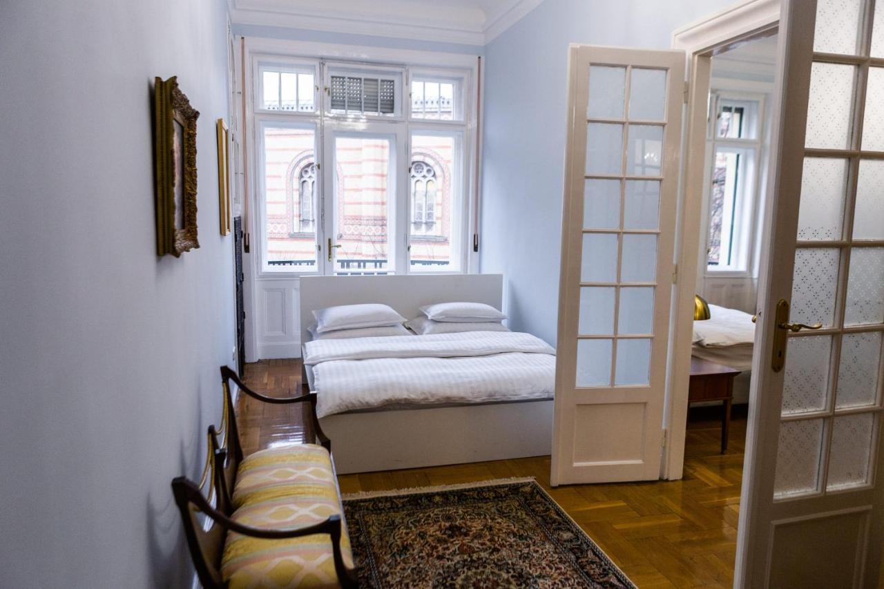 Luxury Downtown 3 Bedroom Apartment By Synagoge With Beautiful View Budapest Exterior foto
