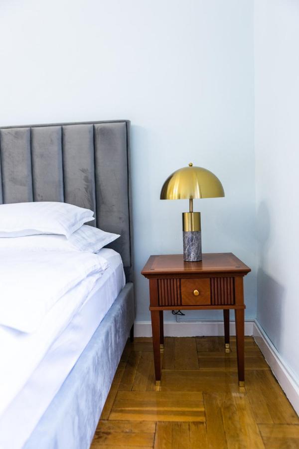 Luxury Downtown 3 Bedroom Apartment By Synagoge With Beautiful View Budapest Exterior foto