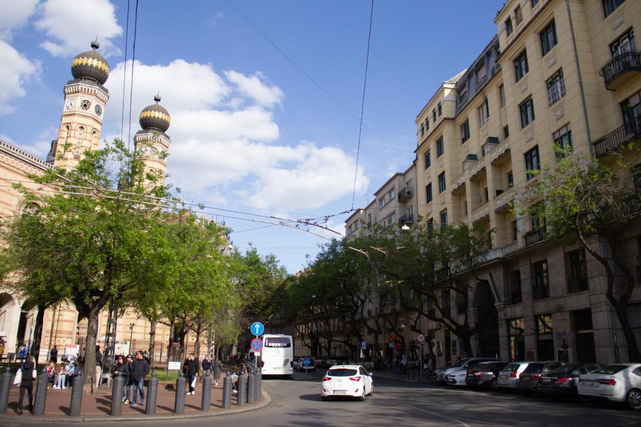 Luxury Downtown 3 Bedroom Apartment By Synagoge With Beautiful View Budapest Exterior foto